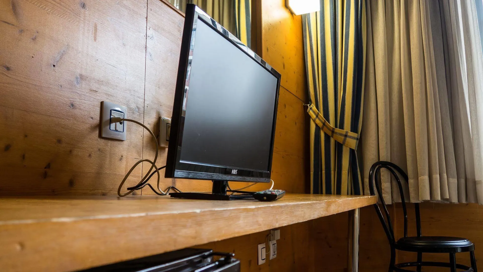 Hotel Bezana Lago سانتا كروز دي بيزانا 3*,  إسبانيا